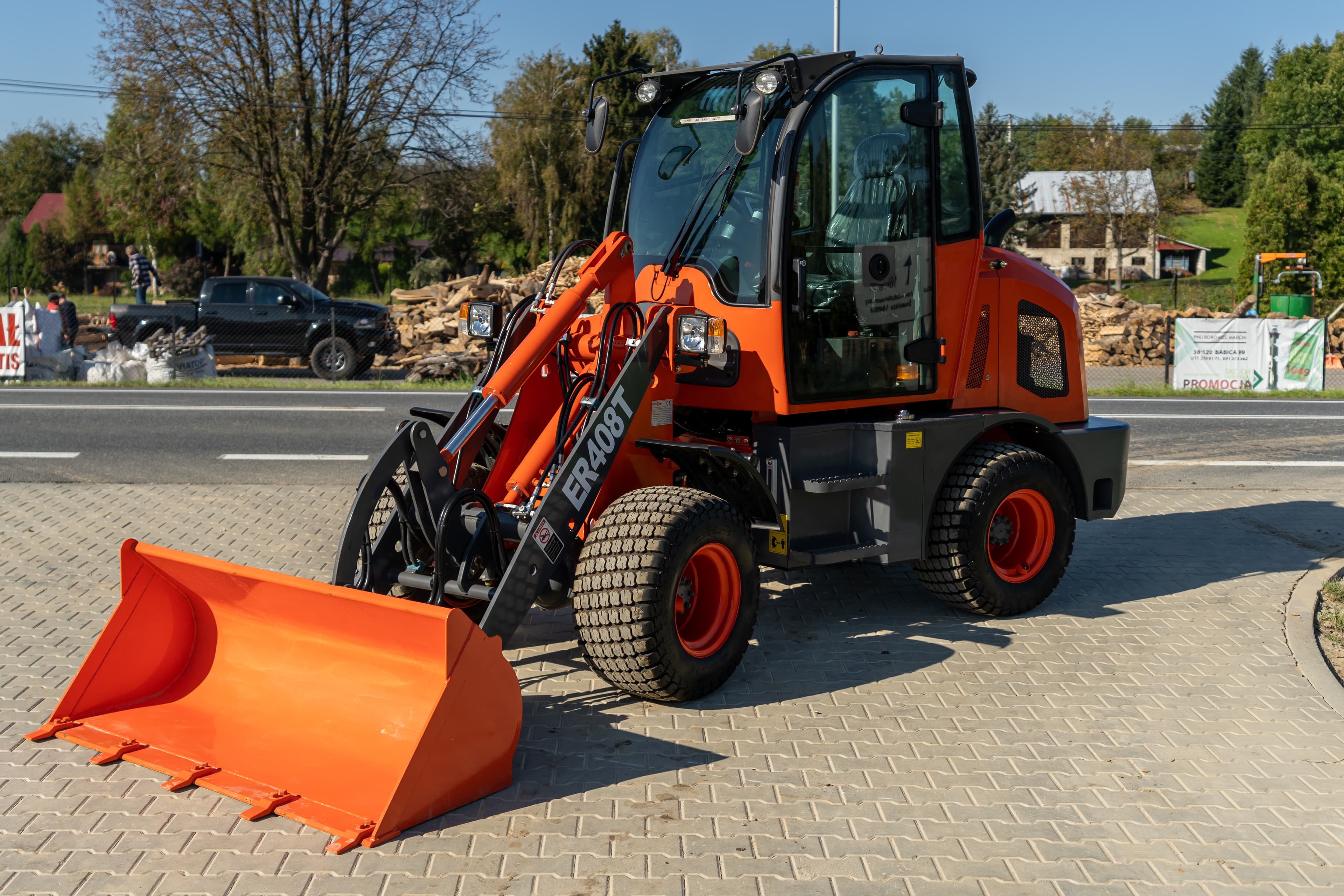 Ładowarka ER408T
